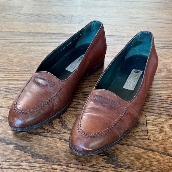 Z Gucci Men’s 40/8.5 Vintage Brown Leather Slip-On Loafers
